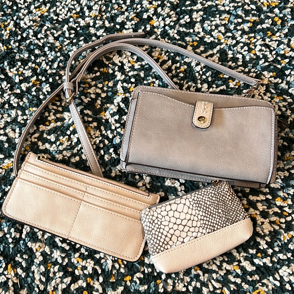 Grey Purse with Wallet and Zippered Pouch